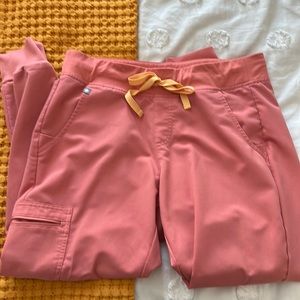 Figs Zamora coral MP joggers